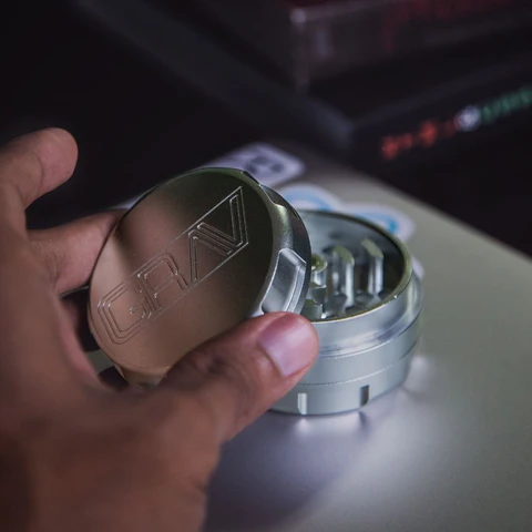 Grav 3 Part Metal Grinder