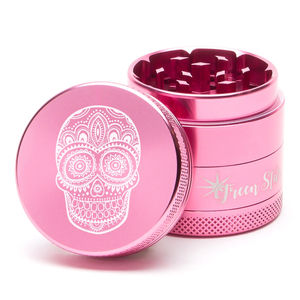 Green Star Creature Small 4-Piece Grinder - Style:Skull - Color:Pink