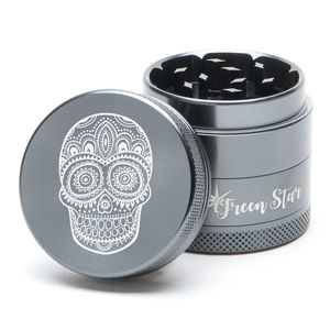 Green Star Creature Small 4-Piece Grinder - Style:Skull - Color:Grey