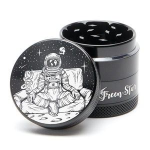Green Star Novelty Small 4-Piece Grinder - Style:Astronaut - Color:Black