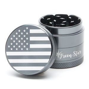 Green Star Novelty Small 4-Piece Grinder - Style:American Flag - Color:Grey