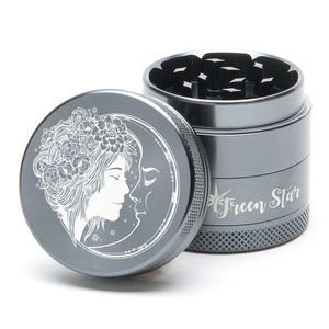Green Star Creature Medium 4-Piece Grinder - Style:Fairy Moon - Color:Grey