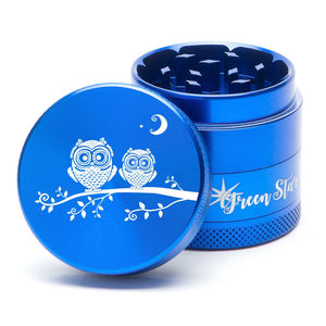 Green Star Creature Medium 4-Piece Grinder - Style:Double Owls - Color:Blue