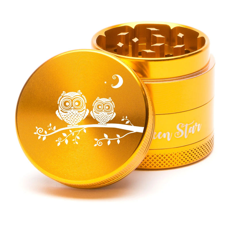 Green Star Creature Medium 4-Piece Grinder - Style:Double Owls - Color:Gold