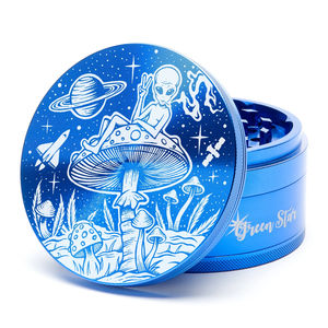 Green Star Creature Large 4-Piece Grinder - Style:Alien On Mushrooms - Color:Blue