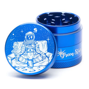 Green Star Novelty Medium 4-Piece Grinder - Style:Astronaut - Color:Blue