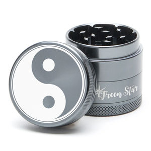 Green Star Novelty Medium 4-Piece Grinder - Style:Yin Yang - Color:Grey
