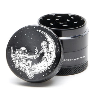 Green Star Scenic Medium 4-Piece Grinder - Style:Best Buds Universe - Color:Black