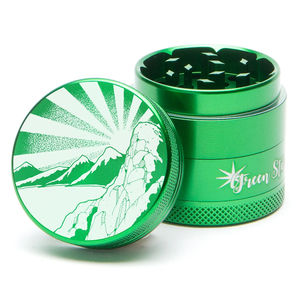Green Star Scenic Medium 4-Piece Grinder - Style:Rising Sun Mountain - Color:Green