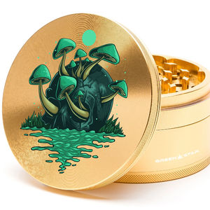 Green Star Scenic Large 4-Piece Grinder - Style:Skull Mushrooms - Color:Gold