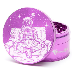 Green Star Novelty Large 4-Piece Grinder - Style:Astronaut - Color:Purple