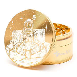 Green Star Novelty Large 4-Piece Grinder - Style:Astronaut - Color:Gold