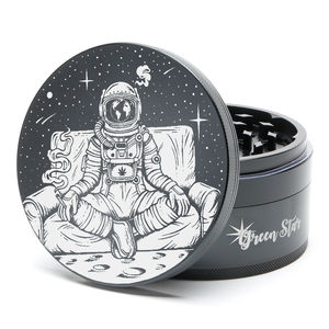 Green Star Novelty Large 4-Piece Grinder - Style:Astronaut - Color:Black