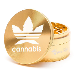Green Star Novelty Large 4-Piece Grinder - Style:Cannabis - Color:Gold