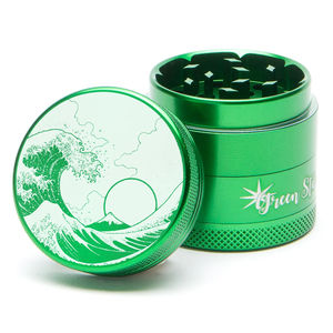Green Star Scenic Small 4-Piece Grinder - Style:Wave - Color:Green