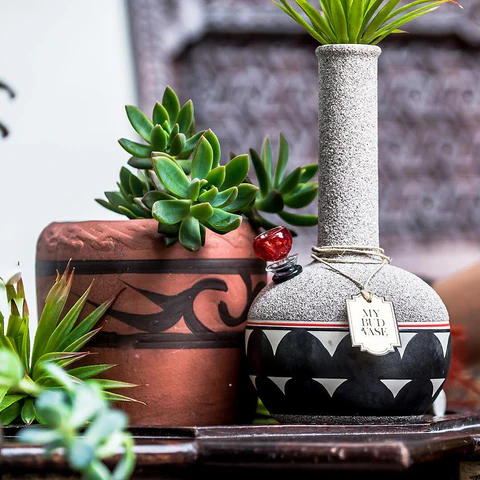 My Bud Vase Coyote Bong