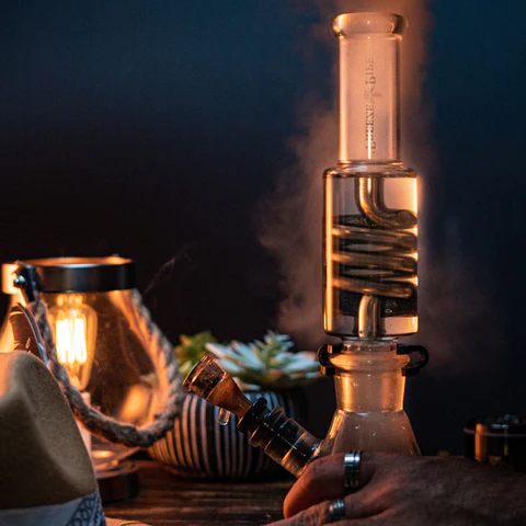 Freeze Pipe Beaker Bong
