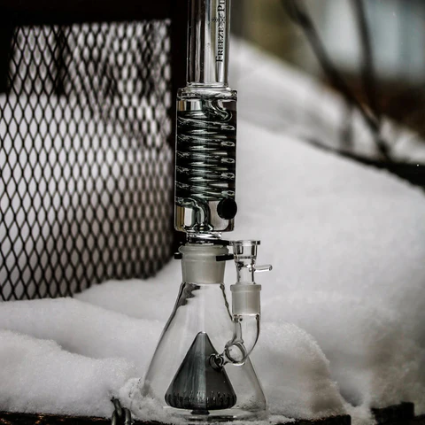 Freeze Pipe XL Beaker Bong