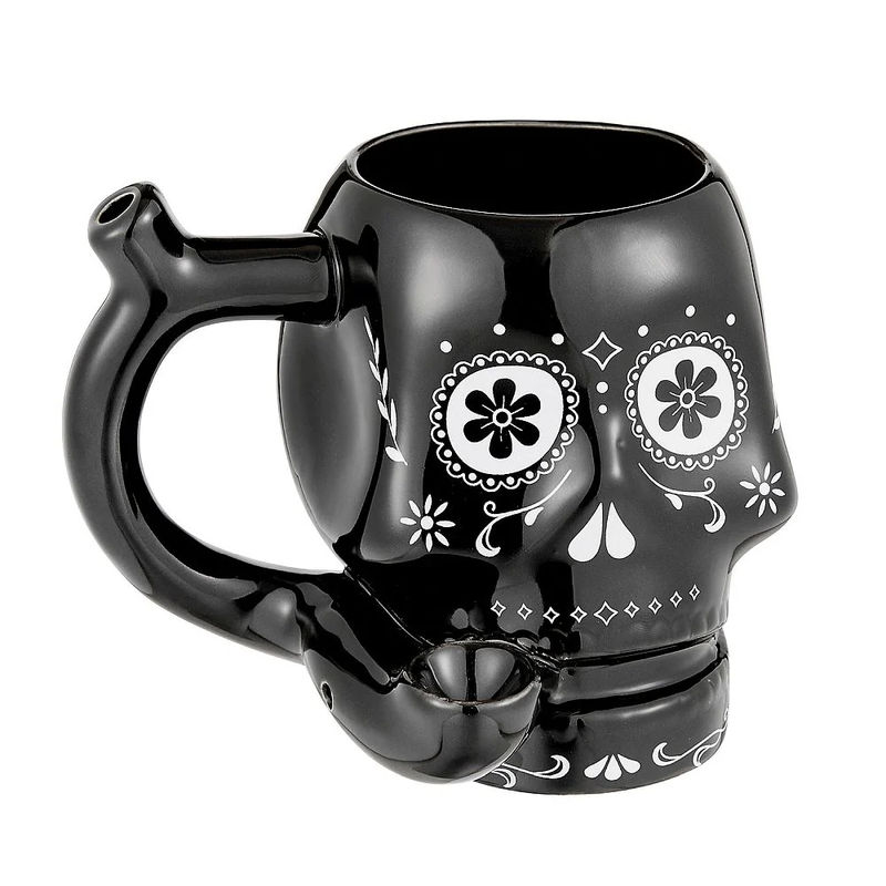 Roast & Toast Holiday Themed Mug Pipe - Design:Black Skull