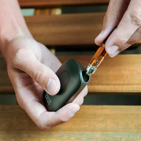 Freeze Pipe Cartridge Vaporizer