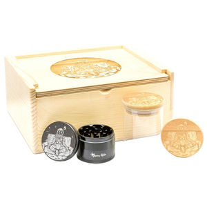 Green Star Stash Box Set - Style:Astronaut - Grinder Color:Black
