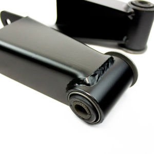 McGaughys Rear 2" Drop Shackles, 2001-2010 LB7/LLY/LBZ/LMM